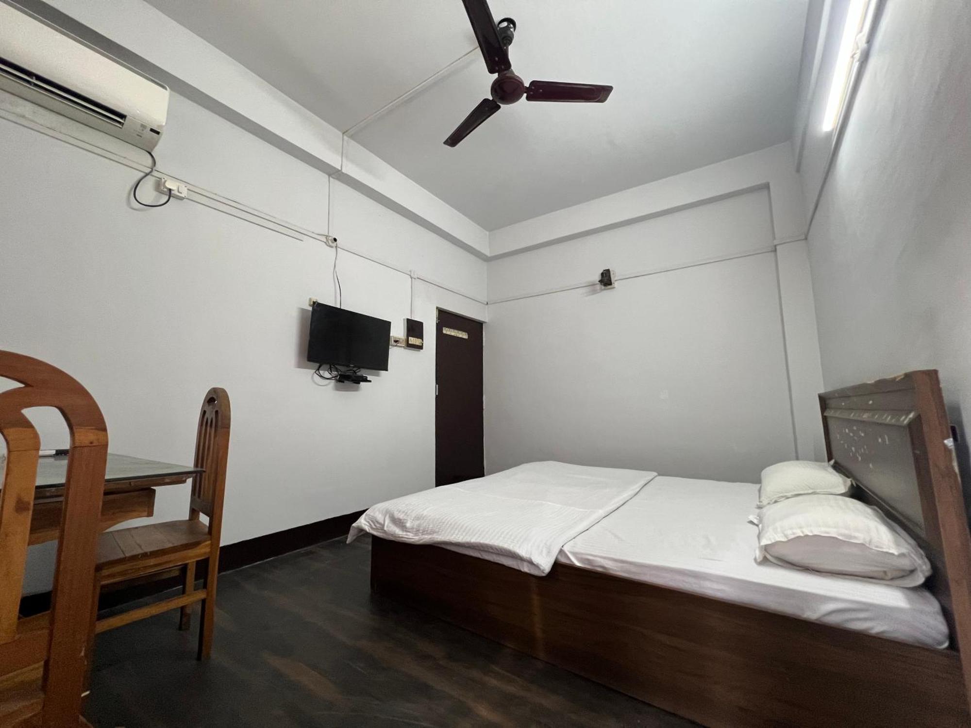 Comfort Stay Residency Guwahati Luaran gambar
